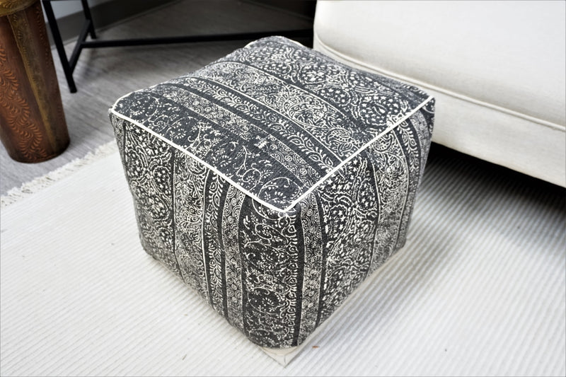 Alarins Pouf